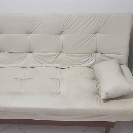 Quarto E Sala A Uma Quadra Da Praia Copacabana Posto 02 Rio de Janeiro Kültér fotó